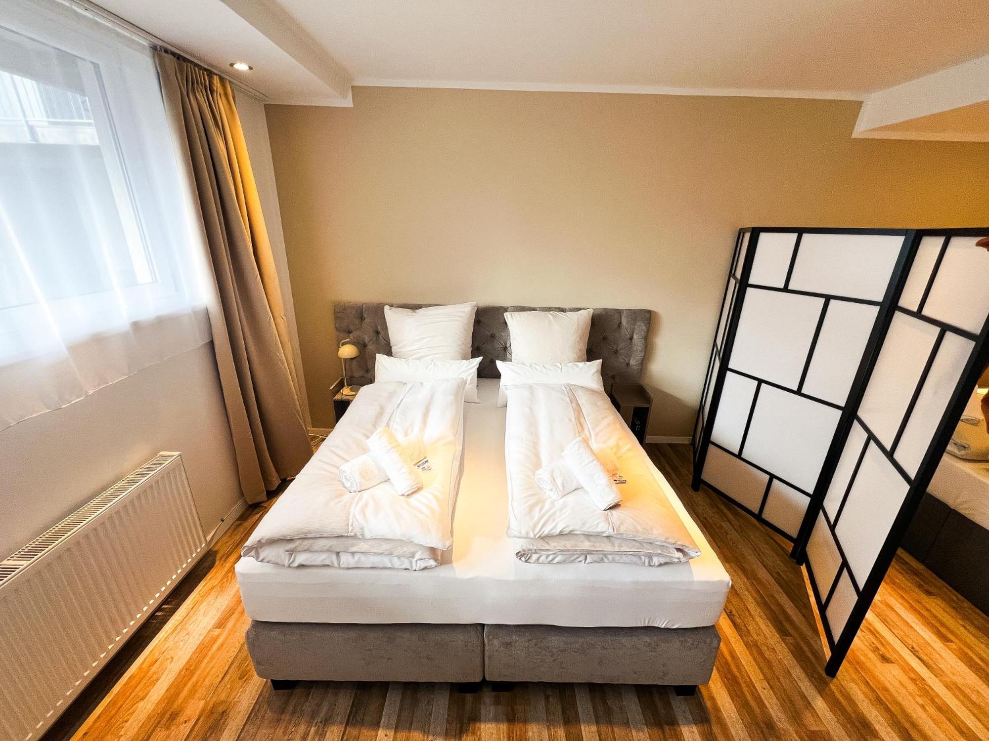 Qonroom - As Individual As You - Minden Kaiserstrasse 객실 사진